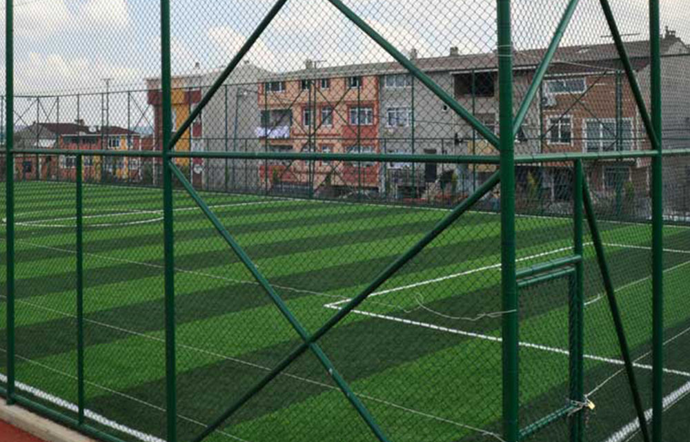 Spor Sahaları İçin Tel ve Panel Çit Sistemleri 